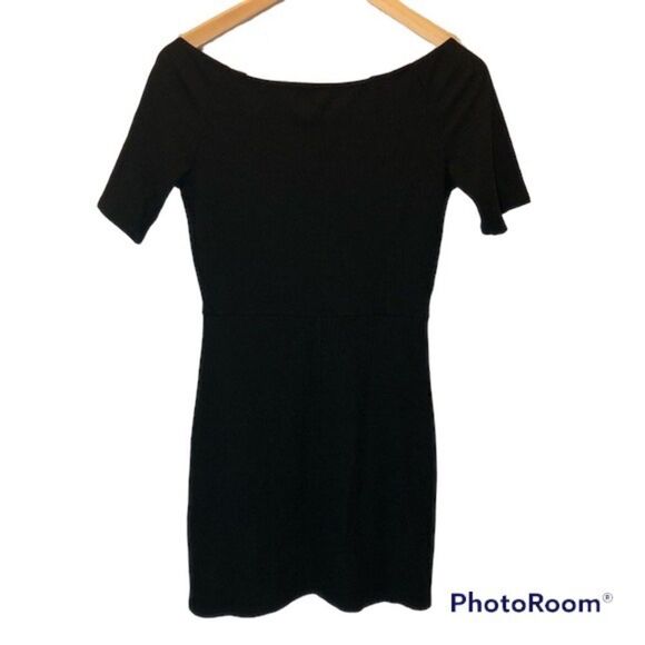 ✨Reformation Cuba Dress✨ - Picture 2 of 7